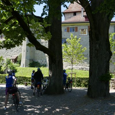 046 Die mächtige Burg